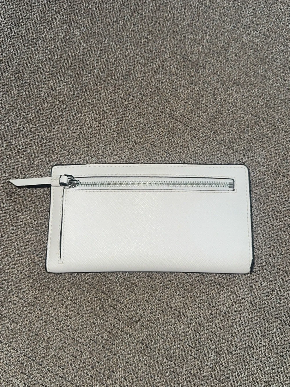 kate spade White Wallet with Embossed Logo